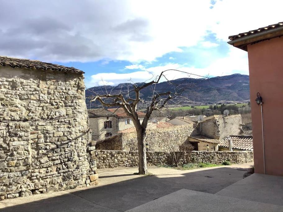 Gite Confortable Village Medieval Sainte-Jalle Baronnies Provencales Екстер'єр фото